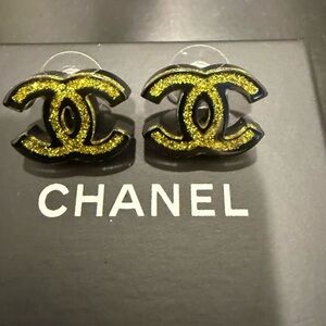 CHANEL Glittering Gold and Black Earrings